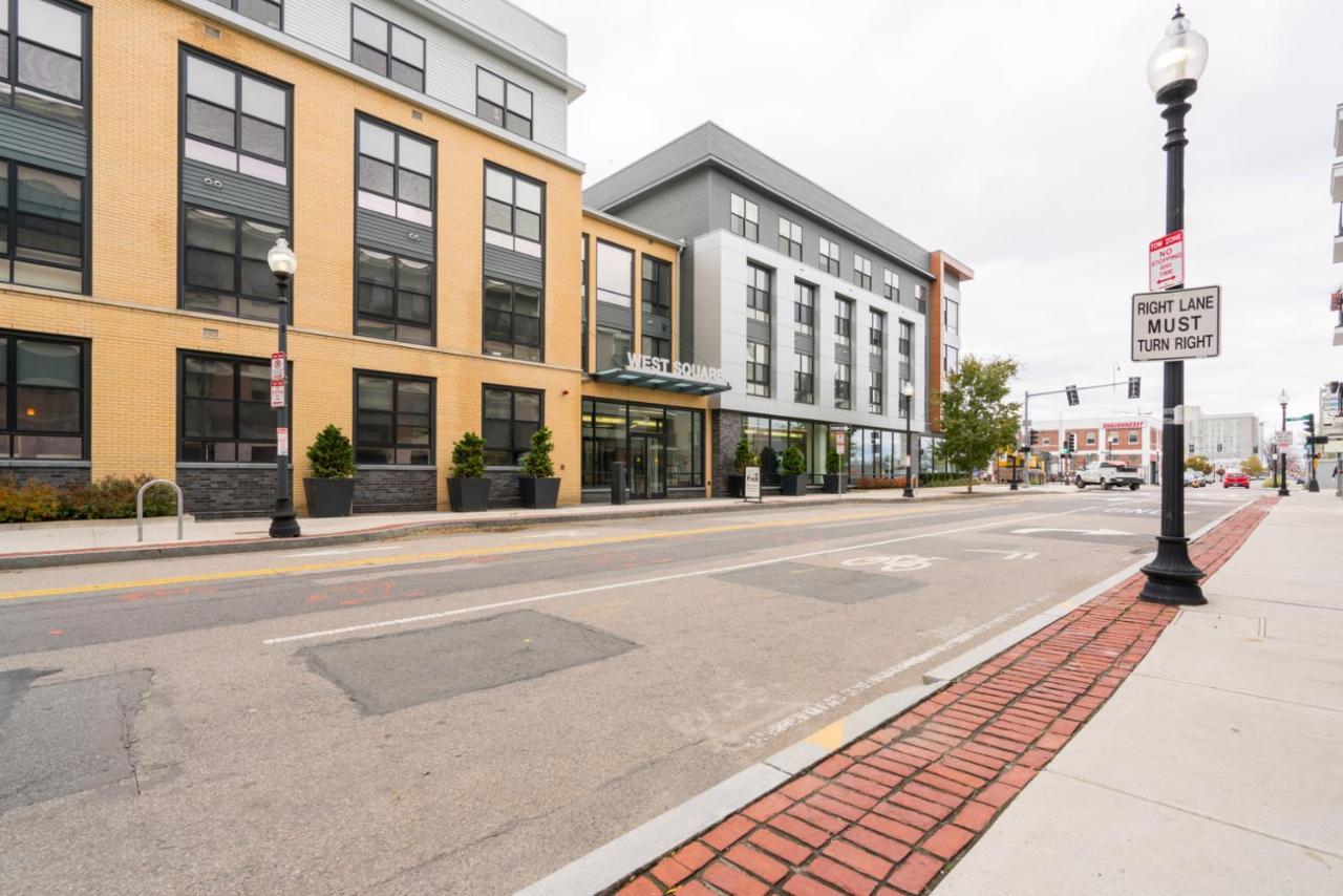 Apartment S W Gym Wd By Seaport On D Bos-351 Boston